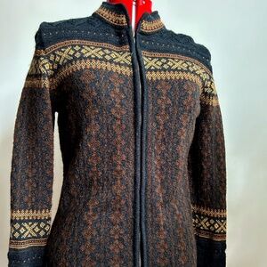 Dale of Norway zipped wool sweater medium